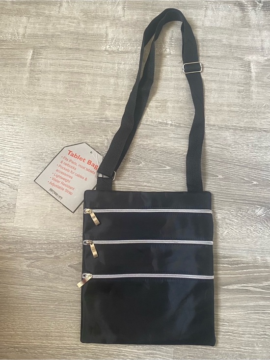 Sasha New York Handbags - Black Crossbody Tablet Bag with 4 Zippers